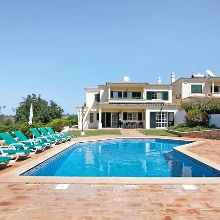 וילה Casa Dos Avos *